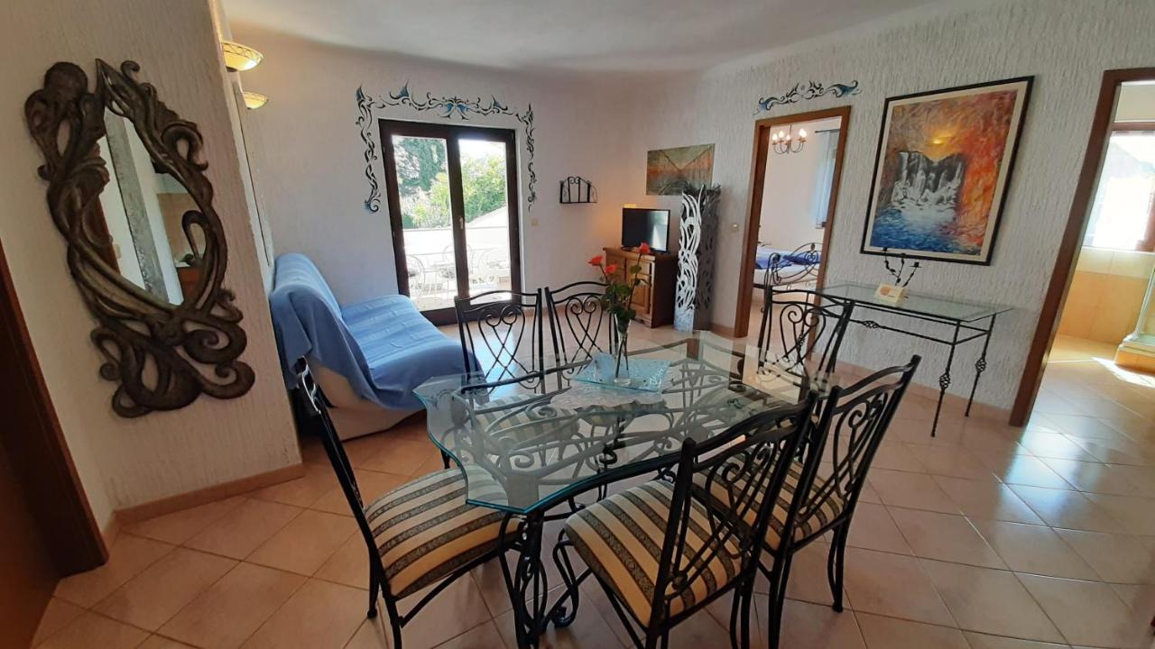 Villa Linet Funtana Esterno foto